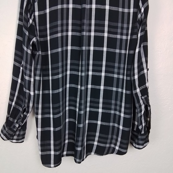 Woolrich Womens Flannel Shirt XL Black White Plaid Relaxed Fit Roll Tab‎ Sleeves - Picture 7 of 13